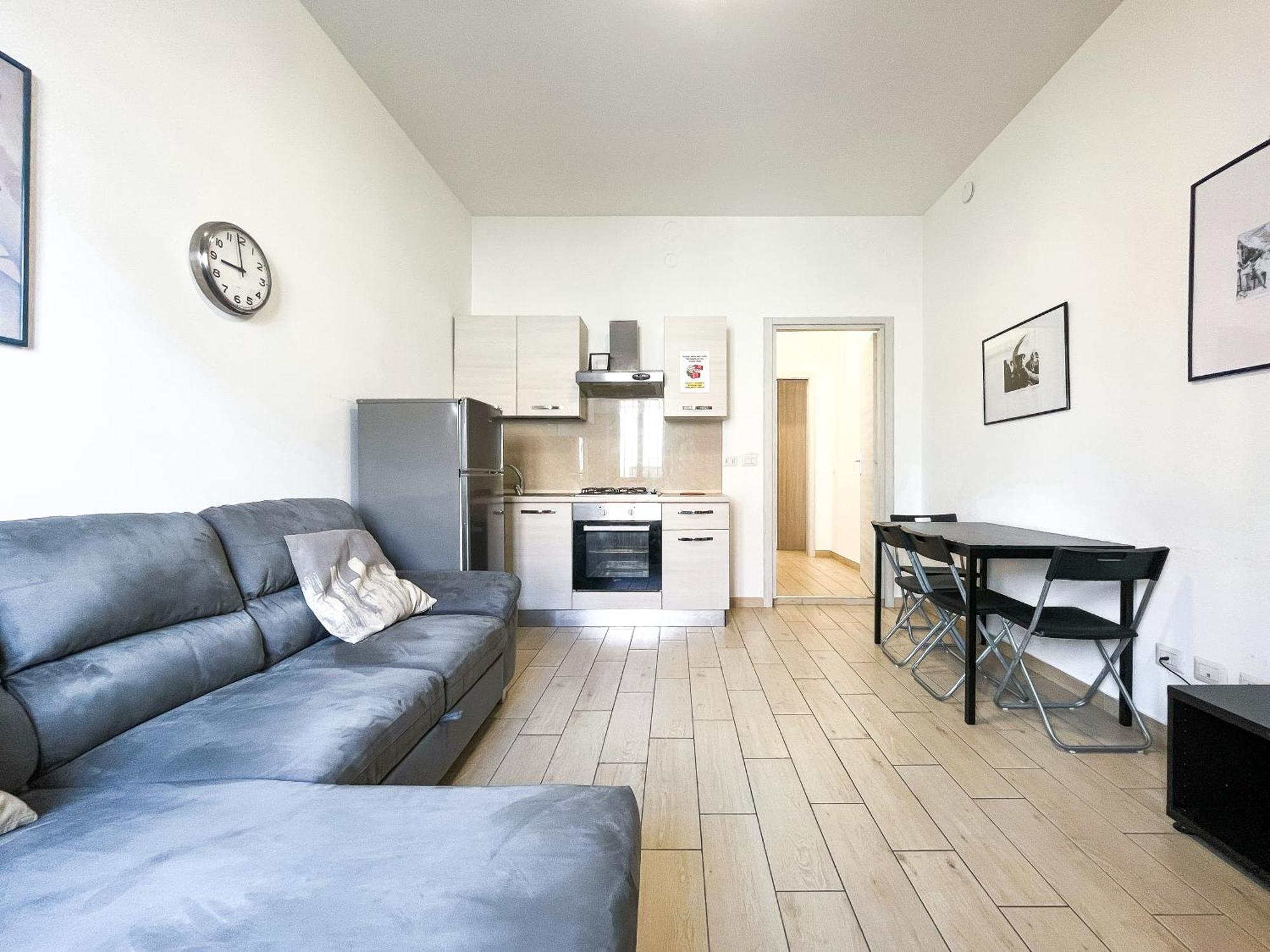 Along The Canal Smart Flat Naviglio - 4 People Corsico Exterior photo