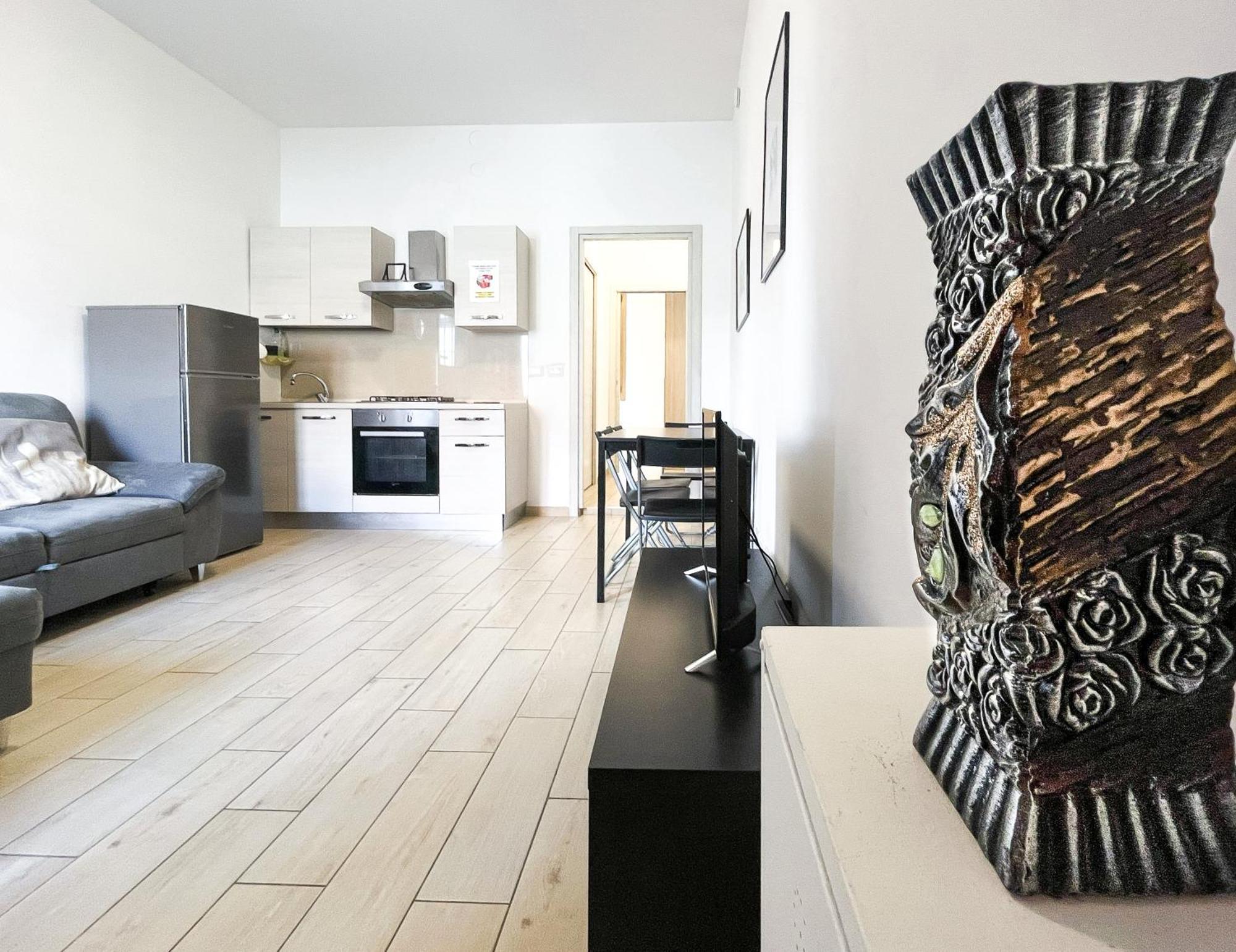 Along The Canal Smart Flat Naviglio - 4 People Corsico Exterior photo